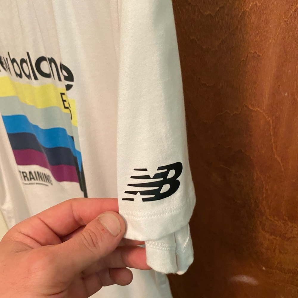 New Balance tee - Picture 2 of 4